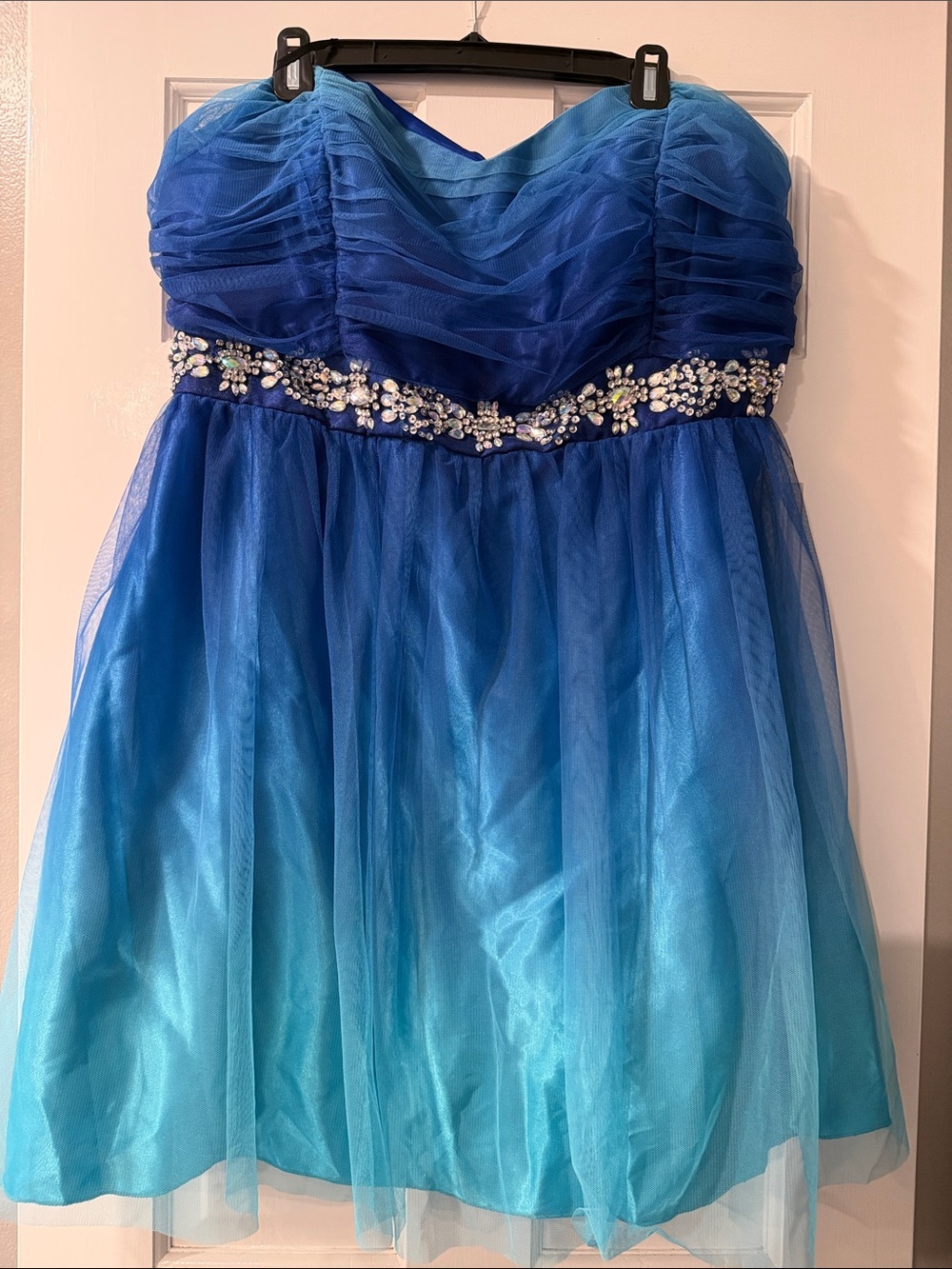 B. Smart Blue to Teal Ombre Strapless Beaded Cocktail Dress